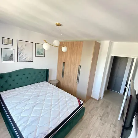 Apartament Regim Hotelier Coresi Nobi Apartament