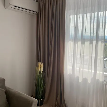 Apartament Apartament Regim Hotelier Coresi Nobi Brașov